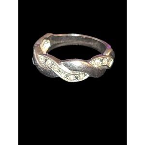 Silver Tone Crystal Rhinestone Twisted Band Ring Size 7.75